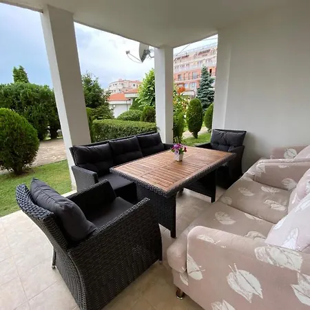 Kambani Apart Complex סבטי ולאס